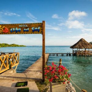 Isla del Sol - Islas del Rosario | Naturaleza, relajación y sabor caribeño en un solo lugar